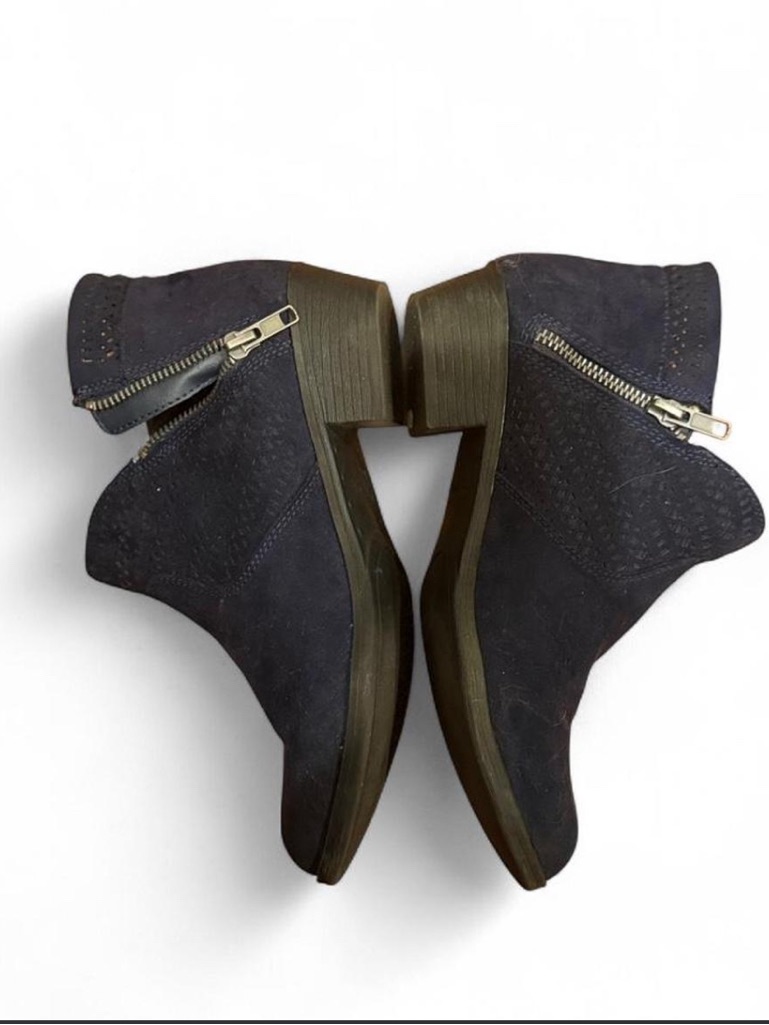 American Rag Navy Suede Ankle Chelsea Boots W. Side Zippers Y2k Boot Western